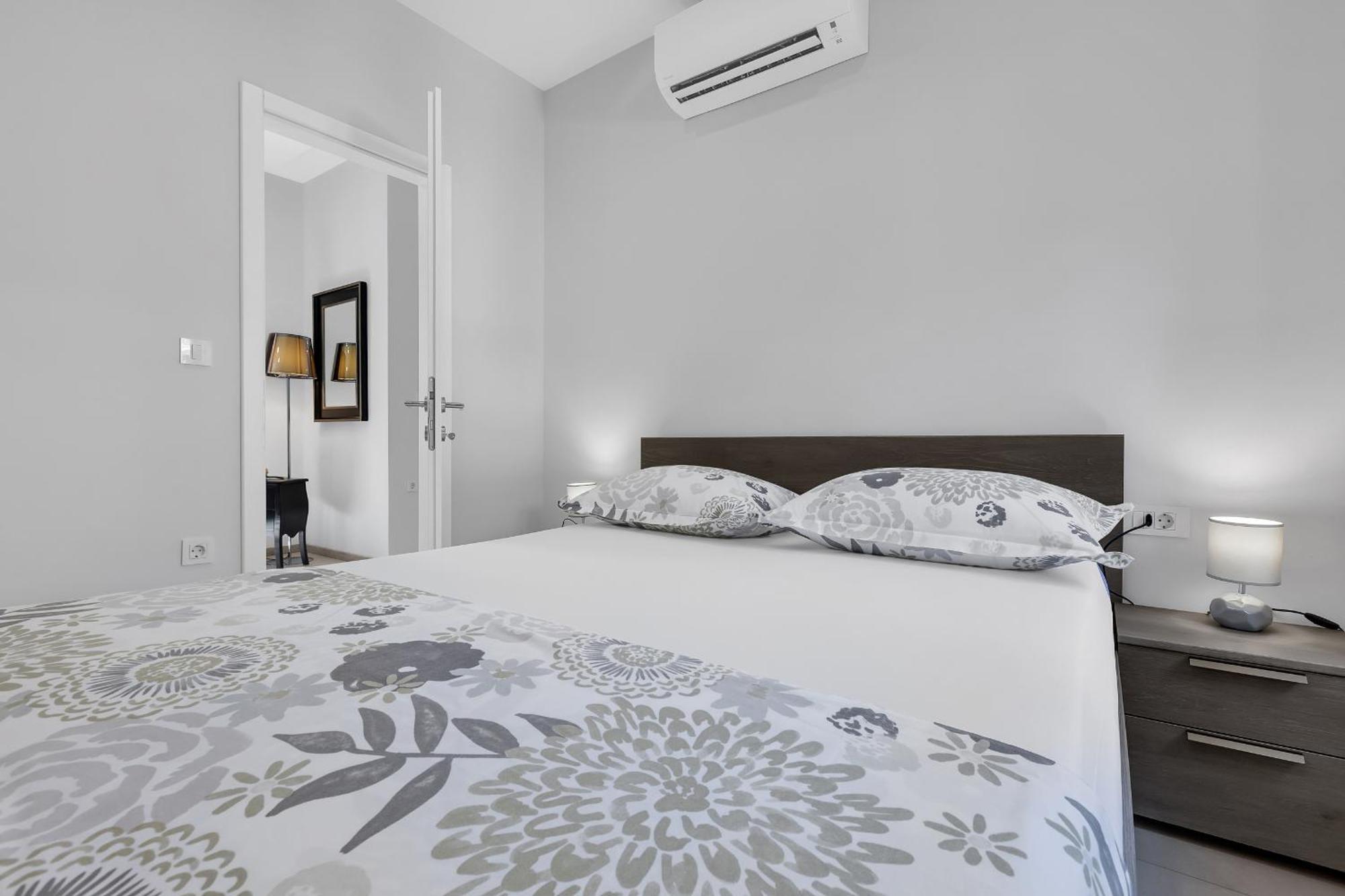 City Center Apartment Dvor Kalalarga 马卡尔斯卡 外观 照片